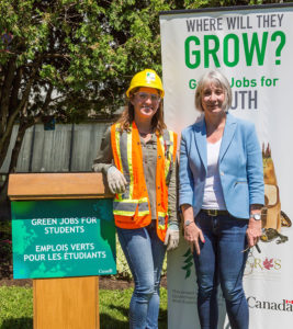 Courtney Jackson (L) with Minister Patty Hajdu (R).