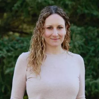 Headshot of Tovah Barocas